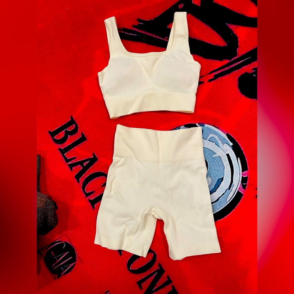 White work out set